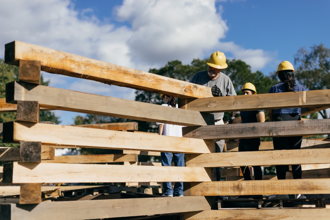 Building the bonfire begins for Dartmouth homecoming