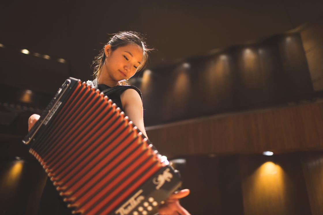 Dartmouth solo accordian player