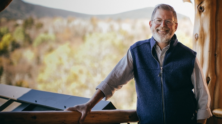 Dan Nelson ’75 standing outside of the new Moosilauke Ravine Lodge