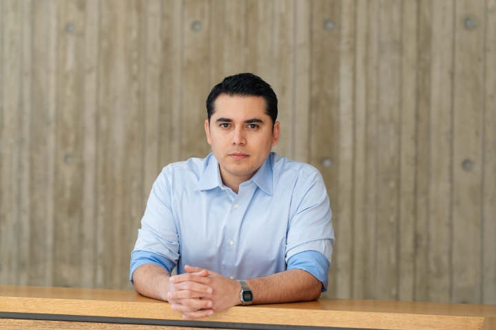Luis Alvarez Leo̒n