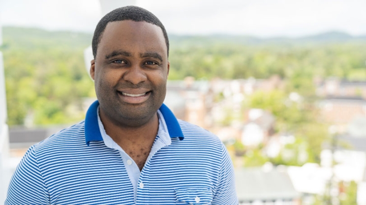 Darryn J. Lee, Tuck ’19 portrait
