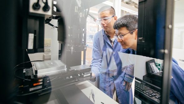 Ke and Zhang look at 3-D printers